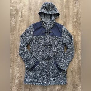 Jack Wolfskin NANUK300 Women's Blue Duffle Coat Size Medium Herringbone Fleece